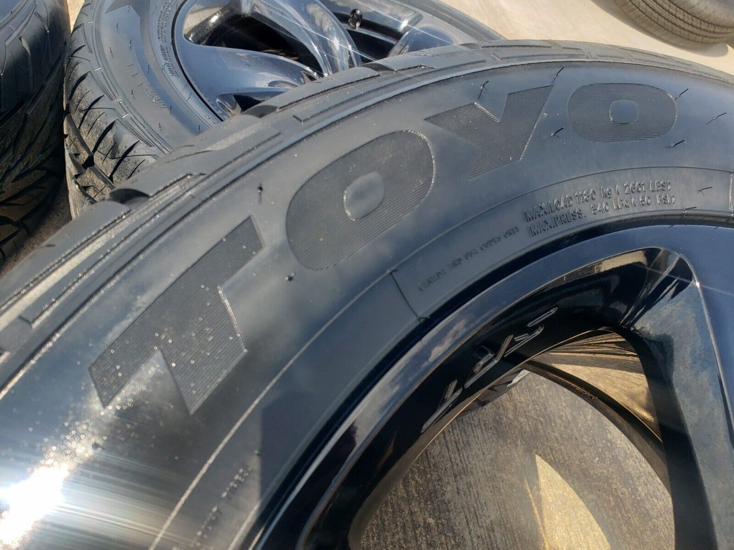 20" Jeep Grand Cherokee SRT Trackhawk OEM 9139 wheels rims tires NEW