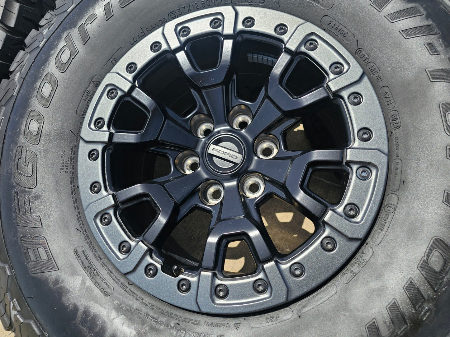 17" Ford F-150 Raptor Bronco OEM rims wheels 51222 Beadlock 2024 2025 BFG 37"