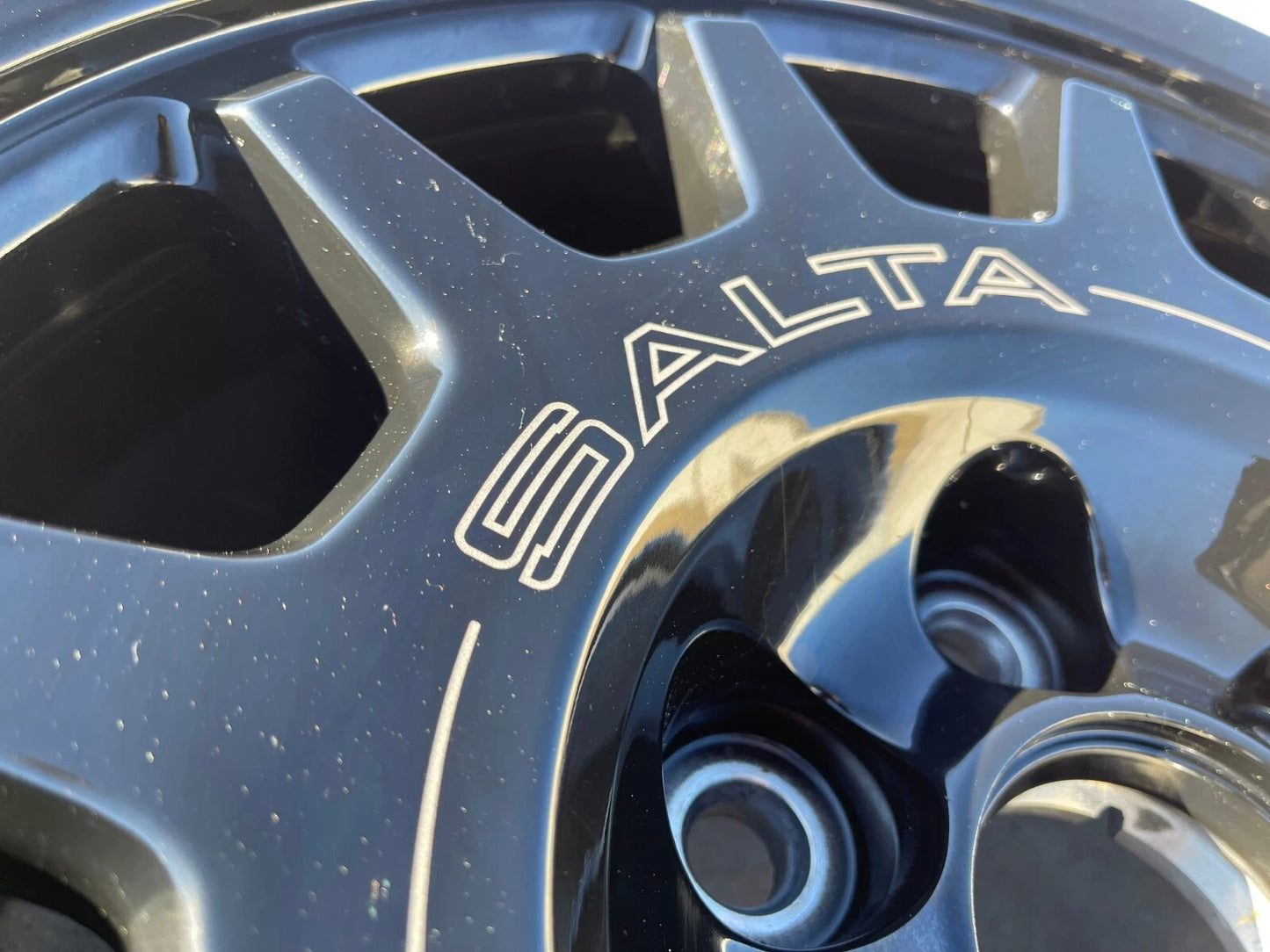 (4) 18" AEV SALTA GMC Sierra AT4X Chevy Silverado OEM rims wheels 2024 2025 2026