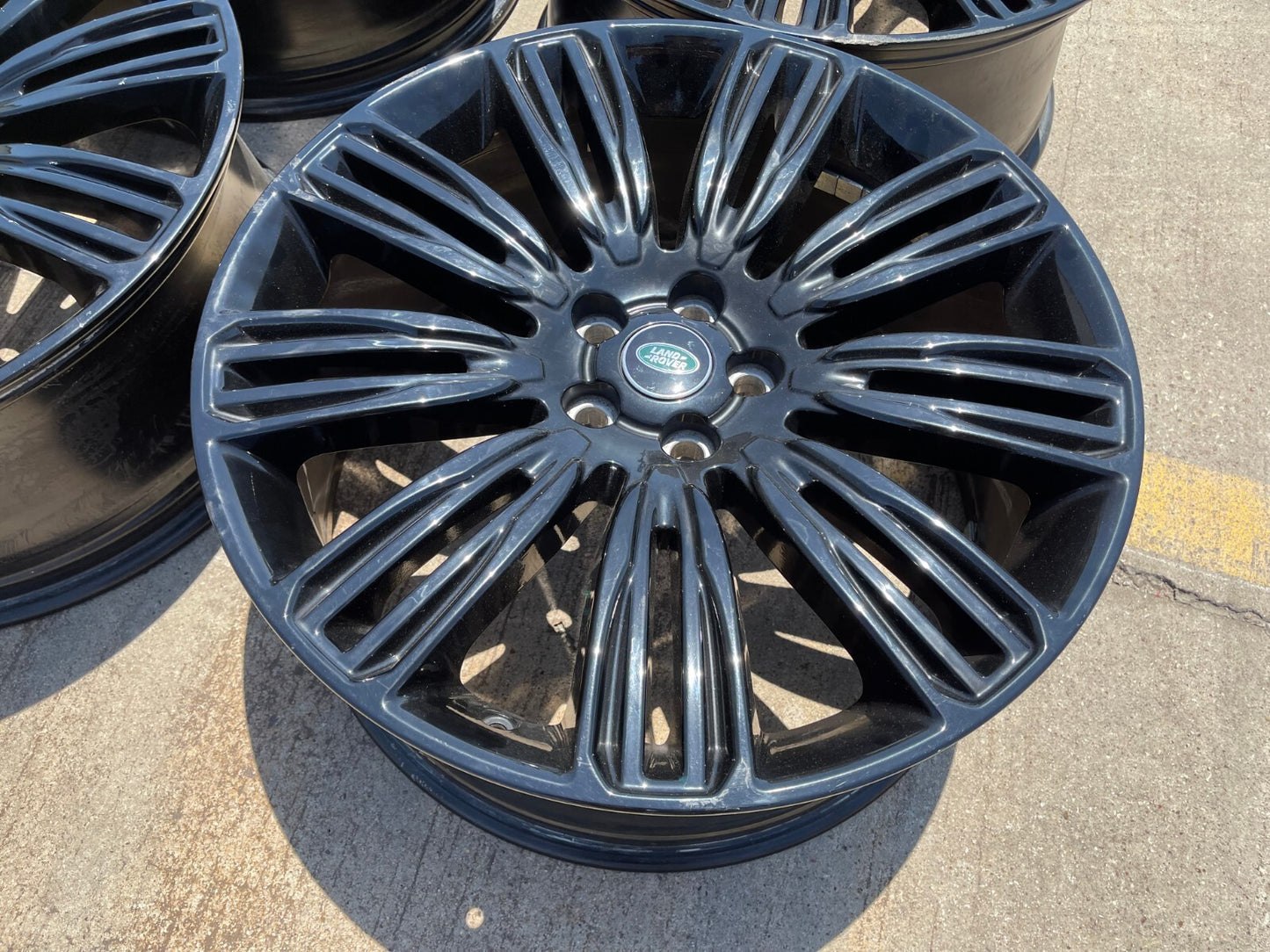 22" Land Rover Range DEFENDER OEM 72328 72331 wheels rims black