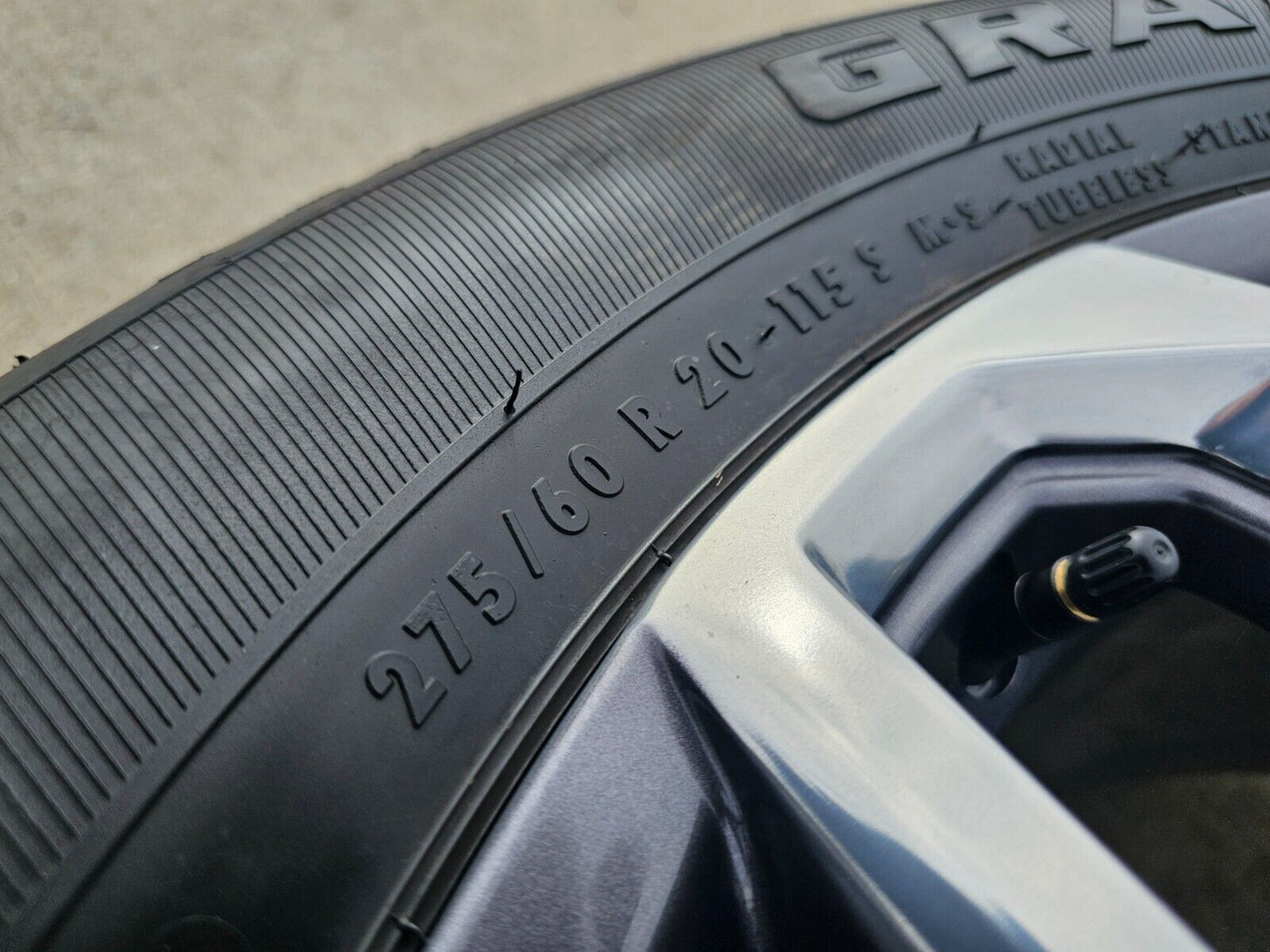 20" GMC Sierra Yukon AT4 Tahoe Silverado OEM wheels rims tires 2022 2023 2024