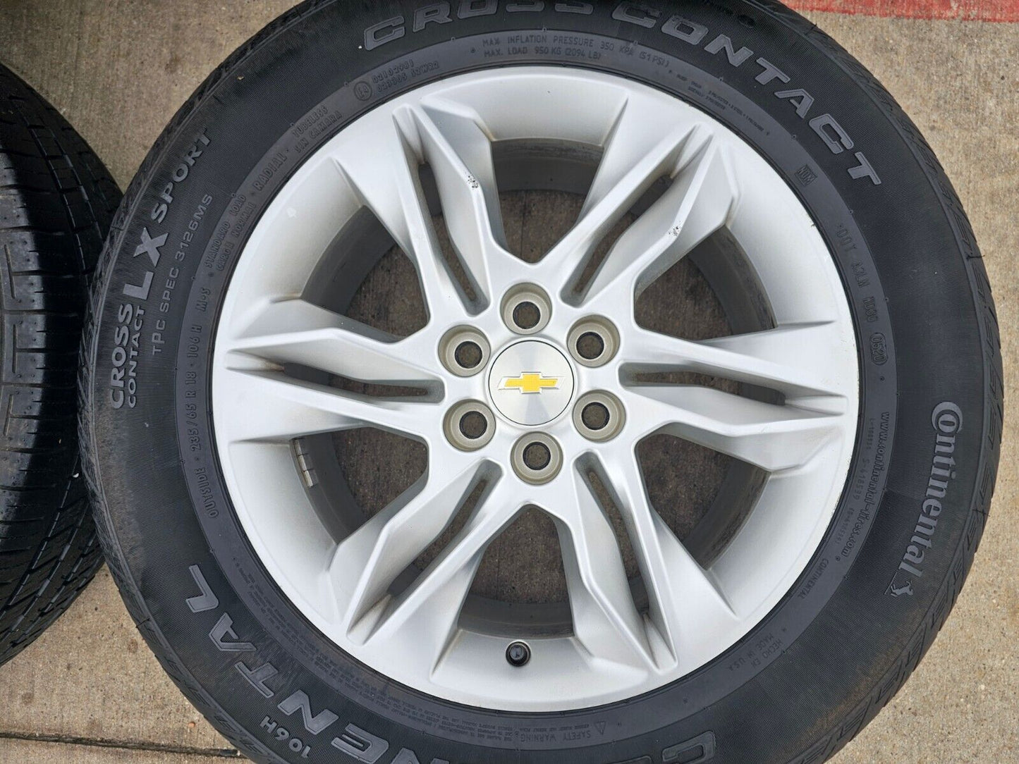 18" Chevy Blazer GMC Acadia Cadillac XT6 OEM 5934 wheels rims 2022 2023 2024