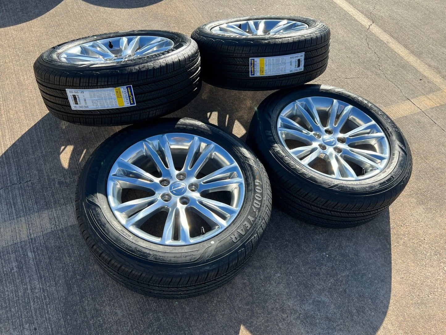 18" Chrysler 300 Dodge Charger Challenger OEM 2536 wheels rims tires NEW