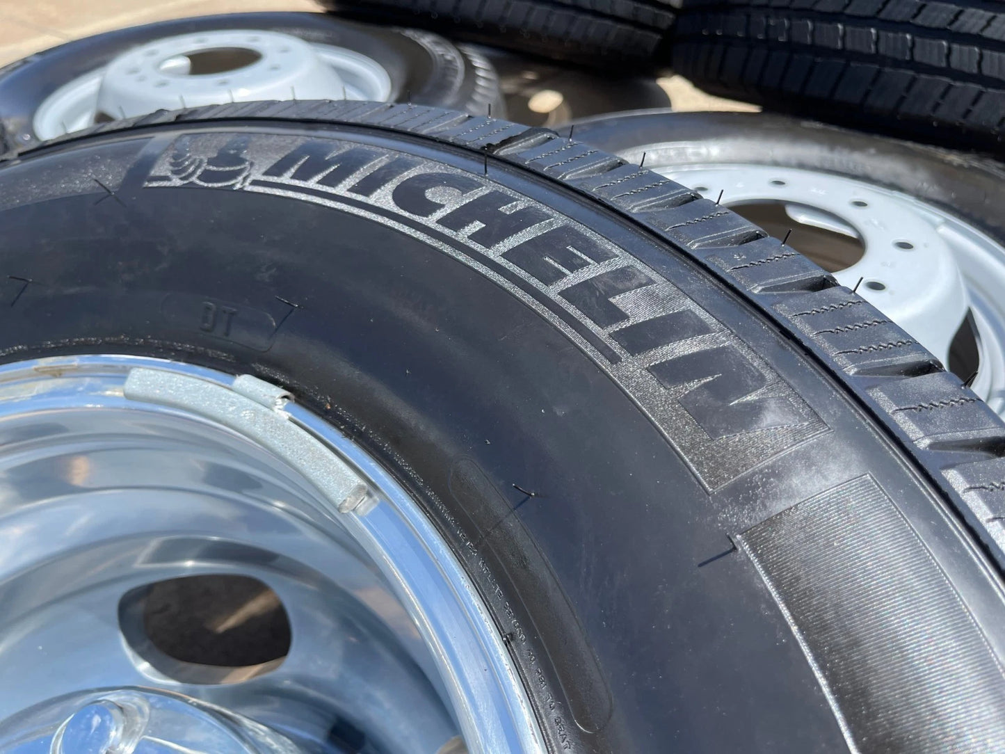 17" Ford F-350 Dually OEM 14077 14078 rims wheels Michelin M/S2 NEW