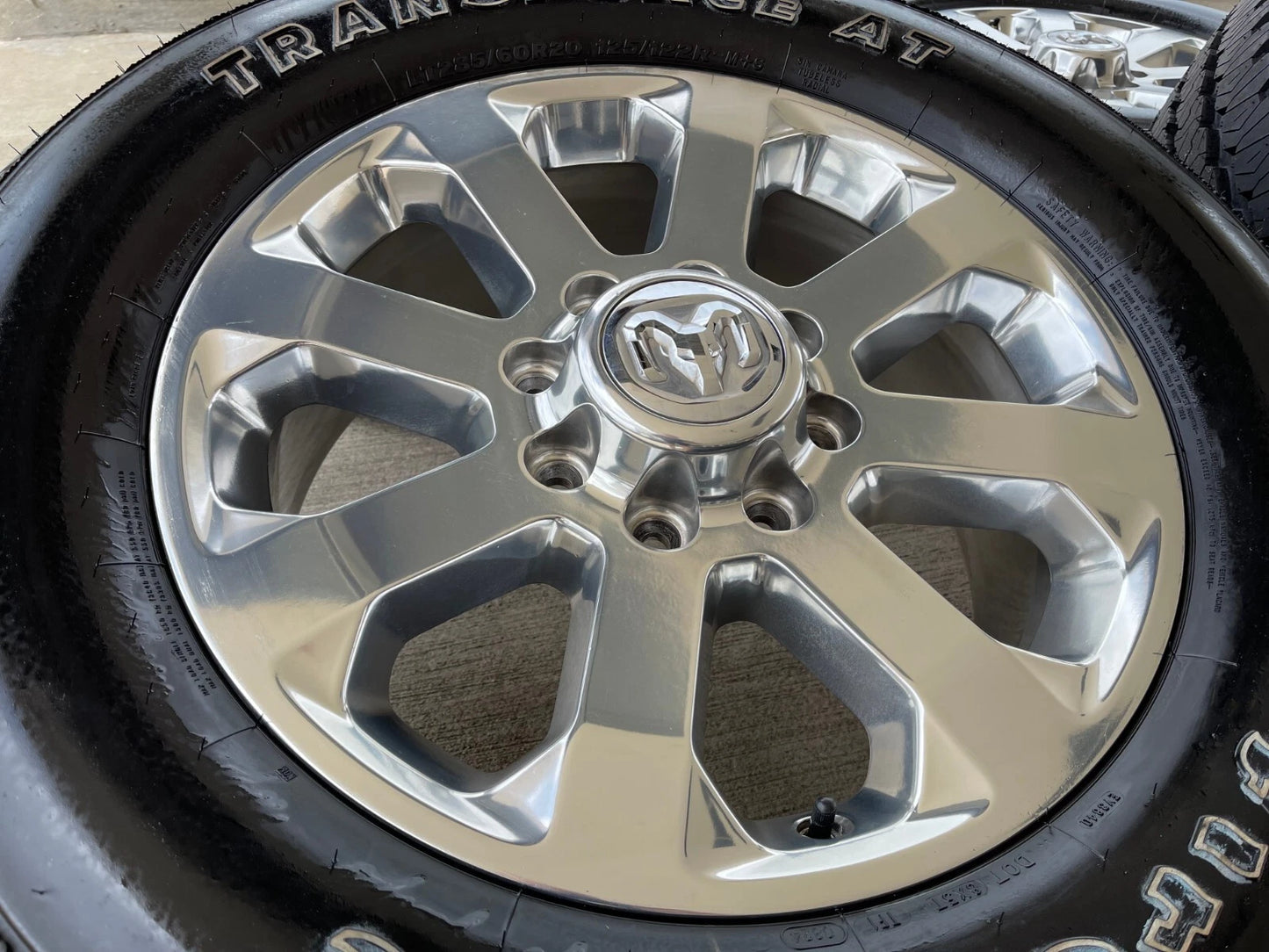 20" Dodge Ram 2500 3500 LARAMIE OEM 2700 wheels rims A/T tires 2024 2025 NEW