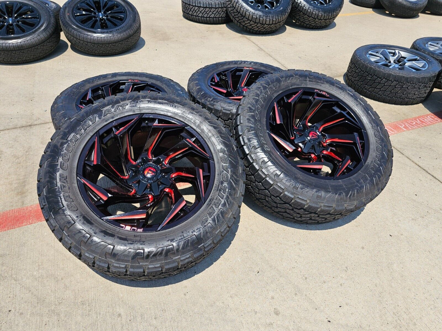 22x10 FUEL D775 Reaction Chevy Dodge Ram 2500 3500 wheels rims 37" 8x165 8x6.5