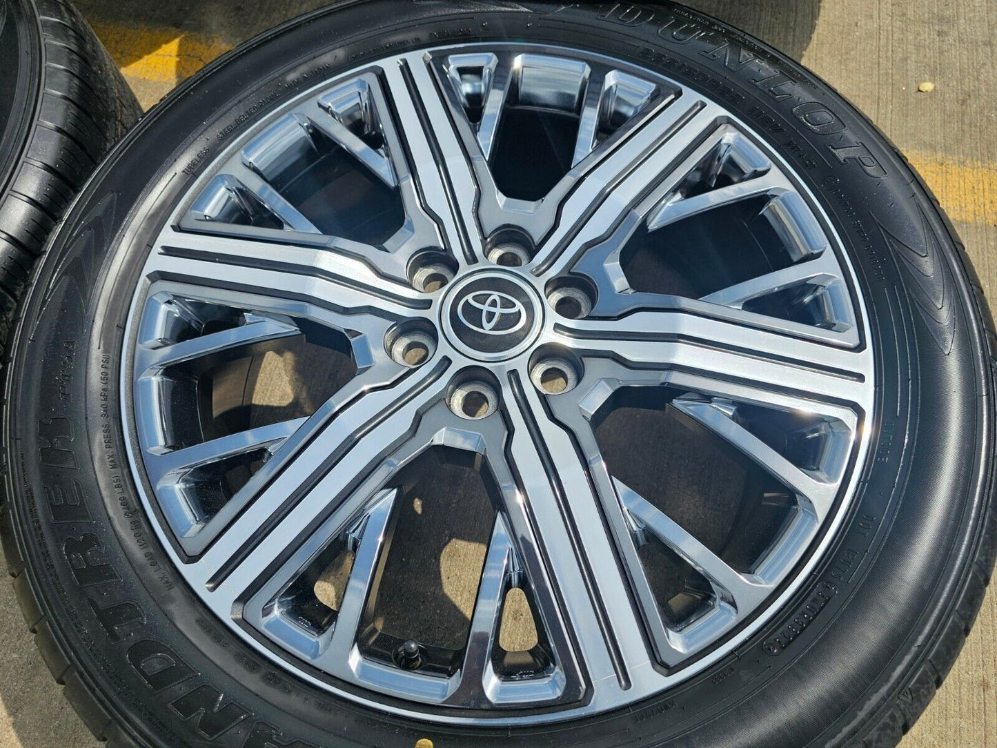 22" Toyota Tundra CAPSTONE OEM wheels rims 75282 95457 Sequoia 2024 2025 NEW