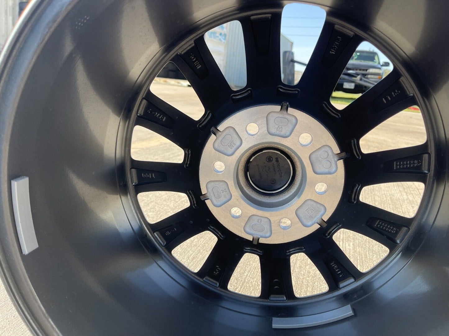 (1) 18" INEOS Grenadier OEM wheel rim beadlock 2023 2024 2025 NEW Spare