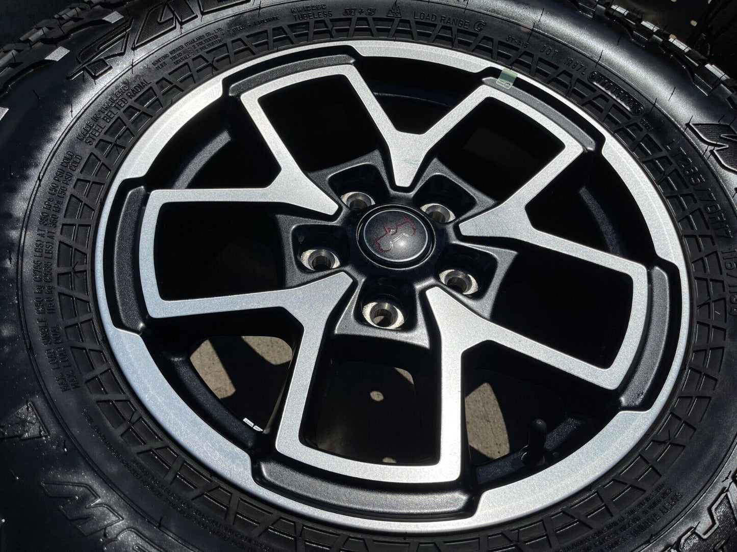 17" Jeep Wrangler Rubicon OEM wheel rim Gladiator spare A/T3 2024 2025 NEW