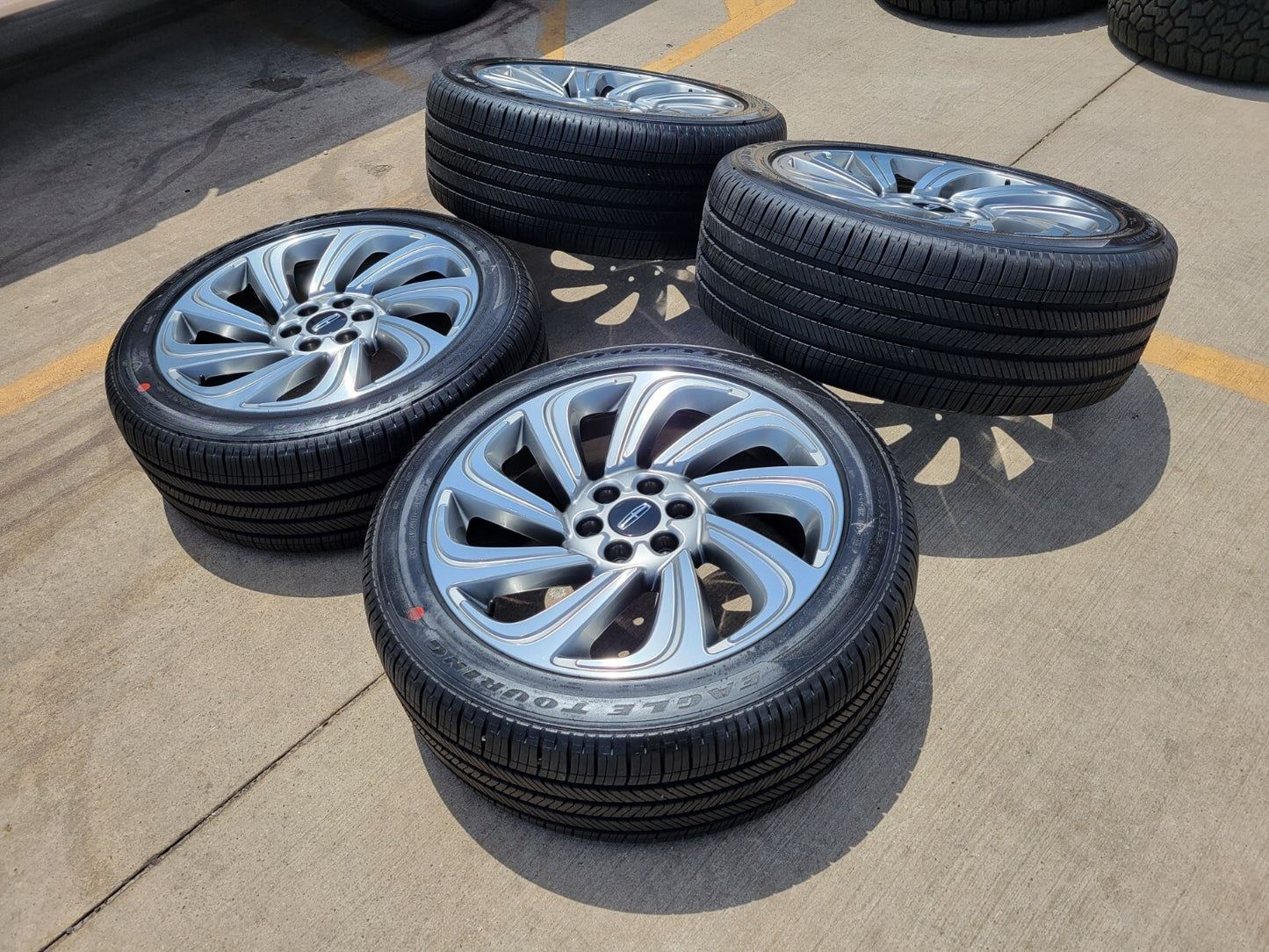 22" Lincoln Navigator OEM rims wheels tires RESERVE 10497 NEW
