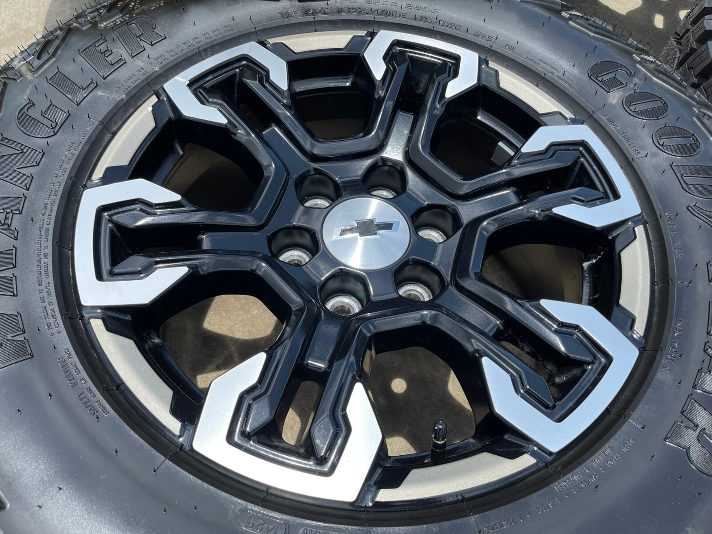 18" Chevy Silverado ZR2 Tahoe GMC Sierra OEM 95415 wheels rims 2025 2026 NEW