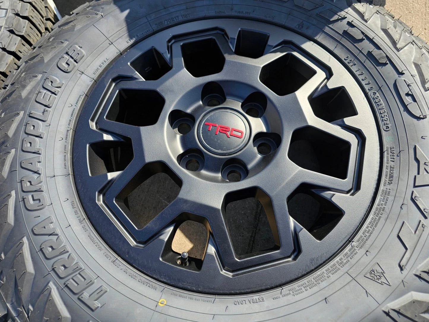17" Toyota Tacoma 4Runner TRD OEM 10638 42611 95893 wheels rims 2025 NITTO NEW