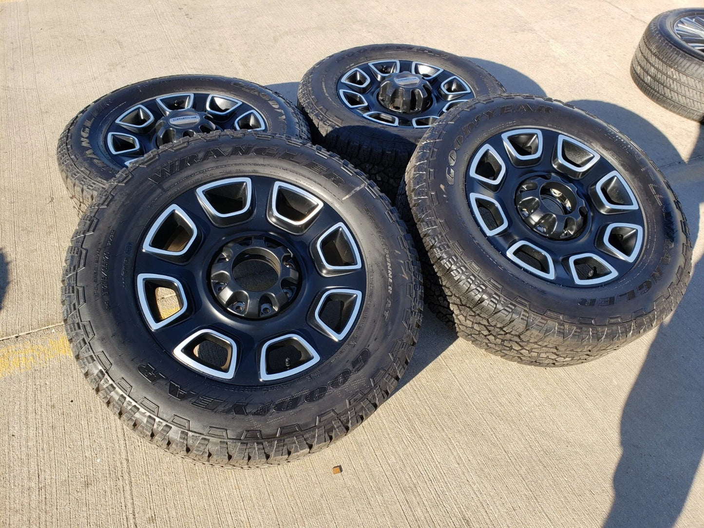 20" Ford F-250 F-350 OEM Lariat Platinum wheels rims 10486 A/T tires NEW
