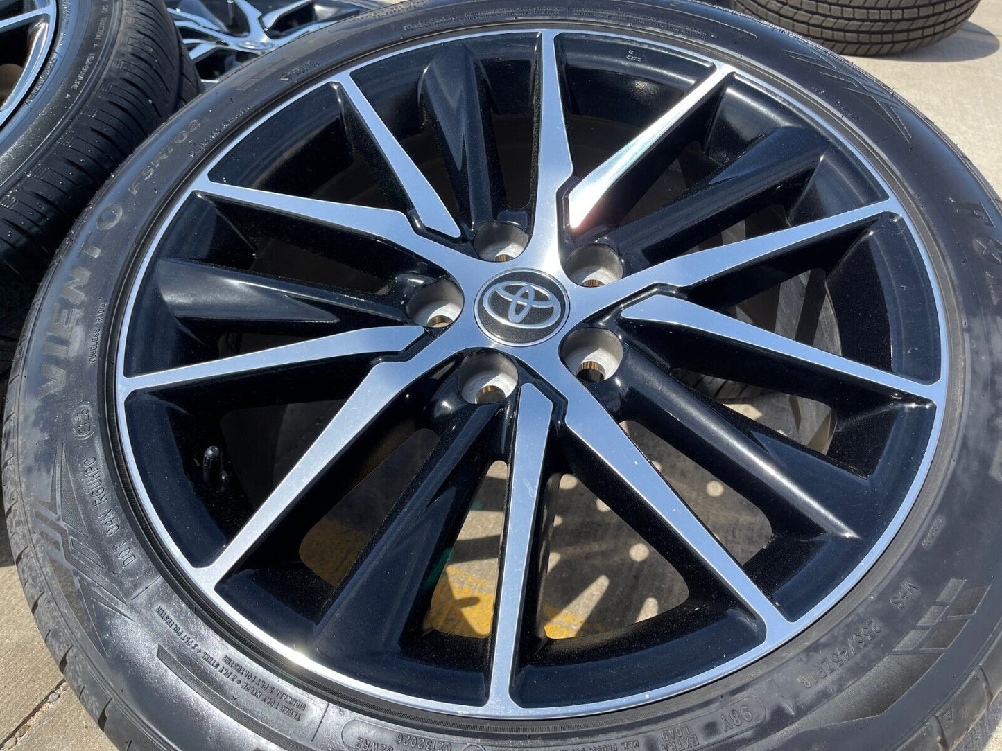 18" Toyota Camry OEM wheels rims 18036 69133 CHR Avalon 2021 2022 2023 2024 2025