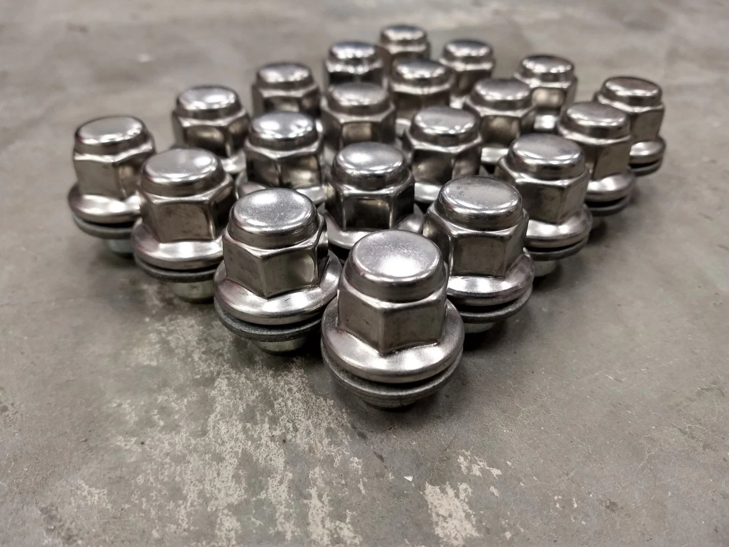 (20) 12x1.5 OEM Toyota Camry lug nuts polished Avalon Corolla Rav-4 Lexus RX350