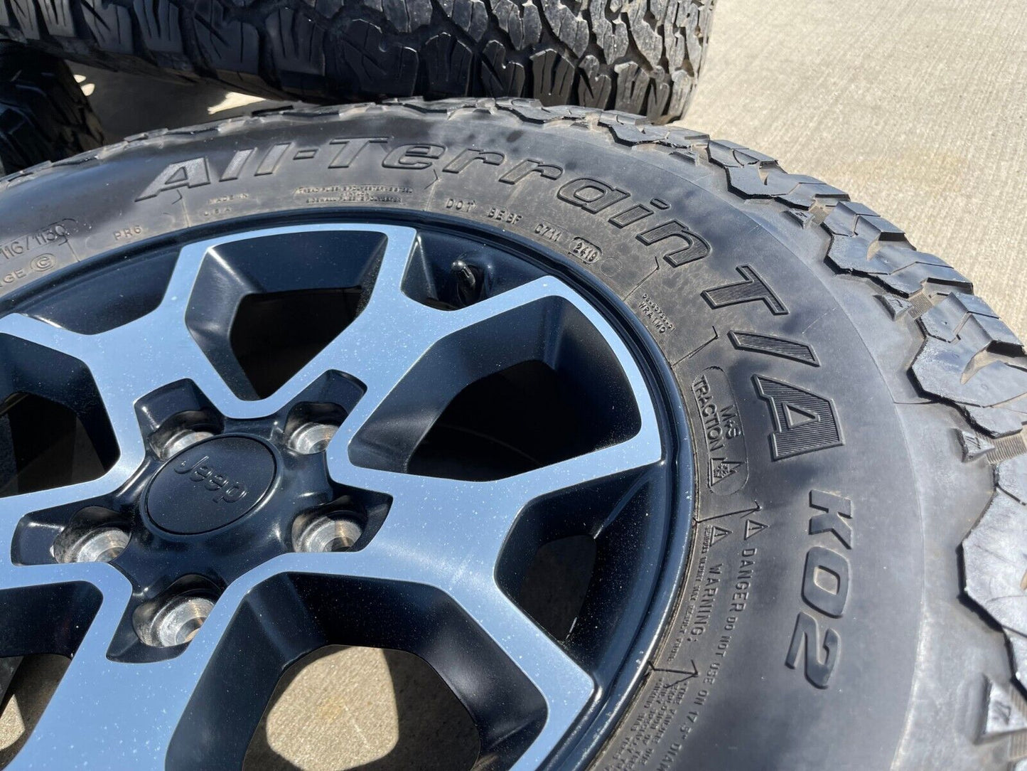 17" Jeep Wrangler Rubicon OEM 9218 Black wheels rims Gladiator BFG