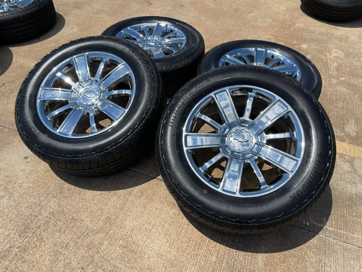 20" Chevy Silverado Tahoe OEM wheels rims 5653 CHROME tires