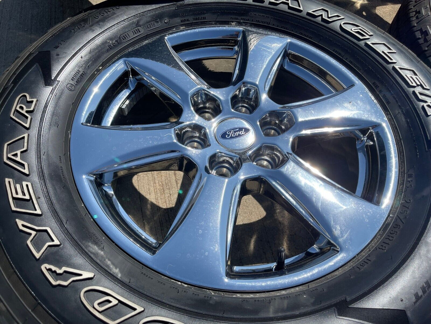 18" Ford F-150 Lariat CHROME OEM rims wheels 10168 Expedition tires