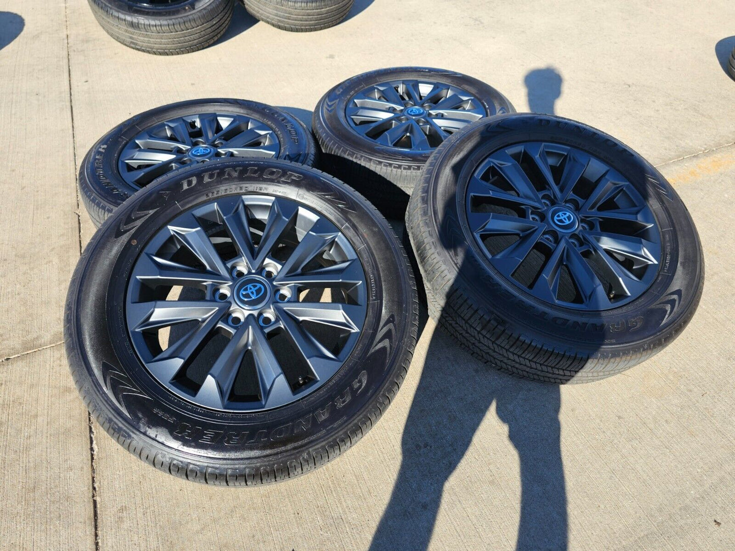 20" Toyota Land Cruiser OEM wheels rims Tundra Sequoia 2023 2024 2025 NEW