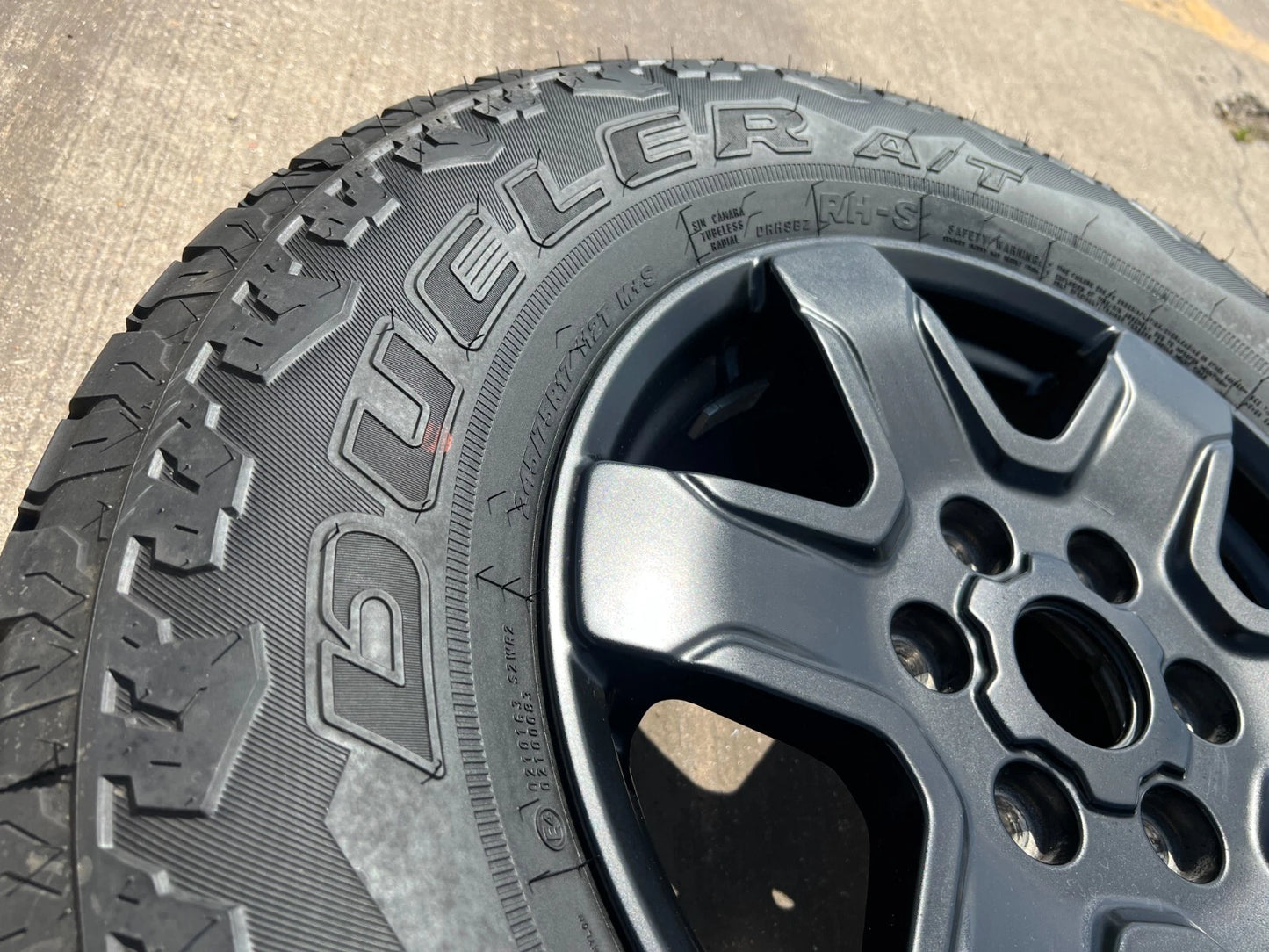 17" Ford Bronco wheel rim 95292 10383 SASQUATCH Ranger 2021 2022 2023 2024 NEW