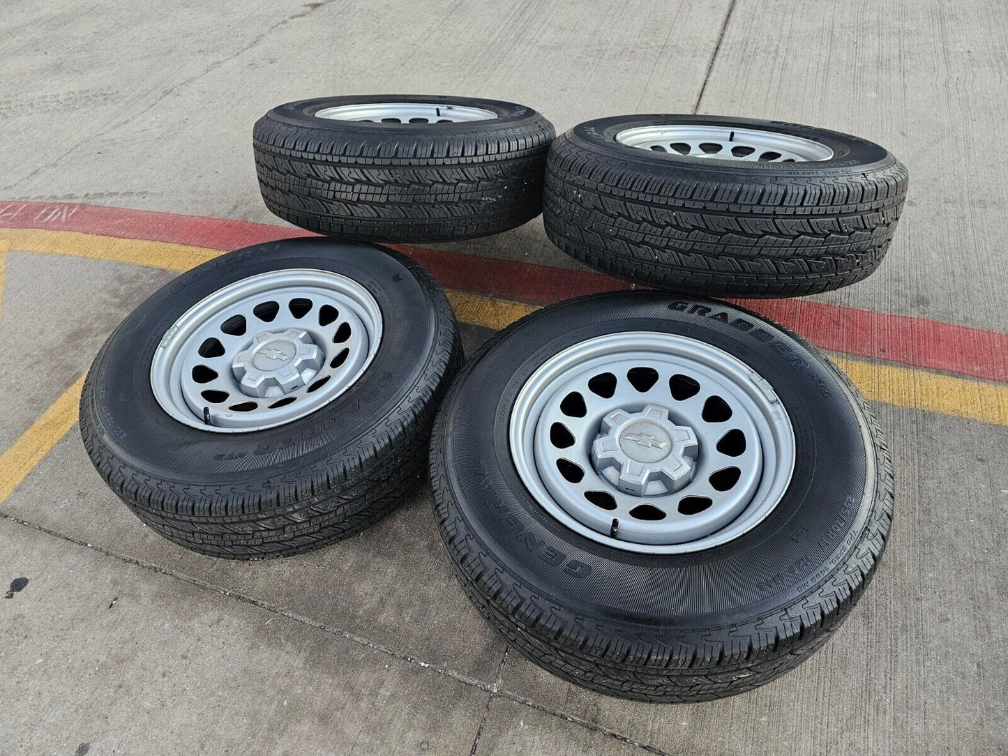 17" Chevy Silverado OEM wheels rims tires Tahoe Colorado 8130 GMC Canyon