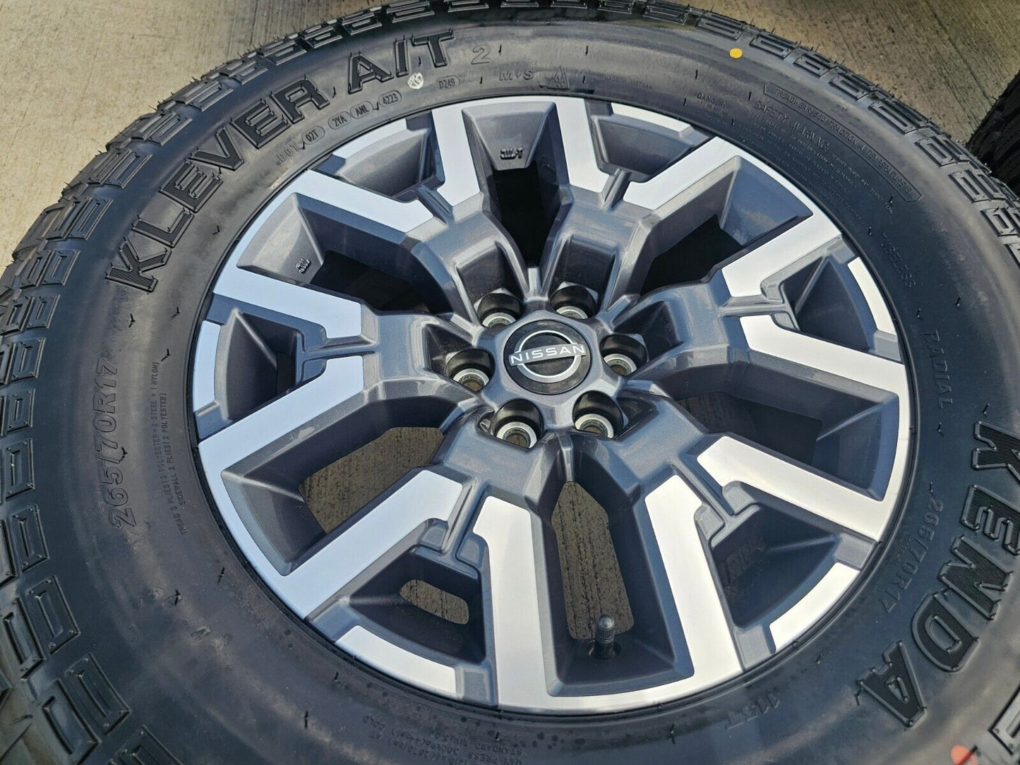 17" Nissan Frontier OEM Desert Runner 62832 wheels rims tires 2023 2024 2025 NEW