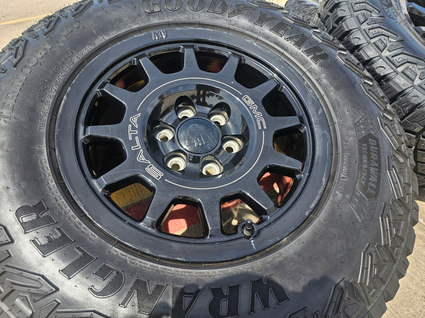 18" AEV SALTA GMC Sierra AT4X Chevy Silverado OEM rims wheels GOODYEAR