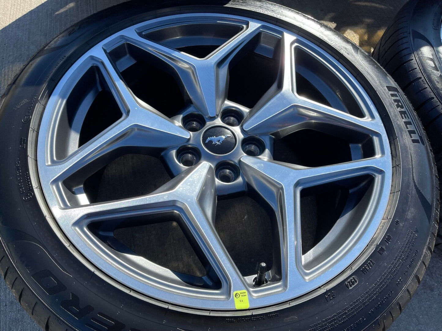 19" Ford Mustang GT Performance Track Pack OEM wheels rims 2024 2025 TPMS NEW