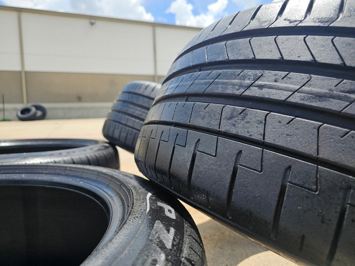 (2) 255/40/19 + (2) 275/40/19 Pirelli P Zero tires NEW take offs!