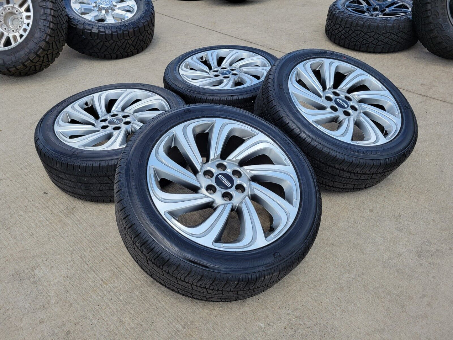 22" Lincoln Navigator OEM rims wheels tires RESERVE 10497 2023 2024 2025 NEW