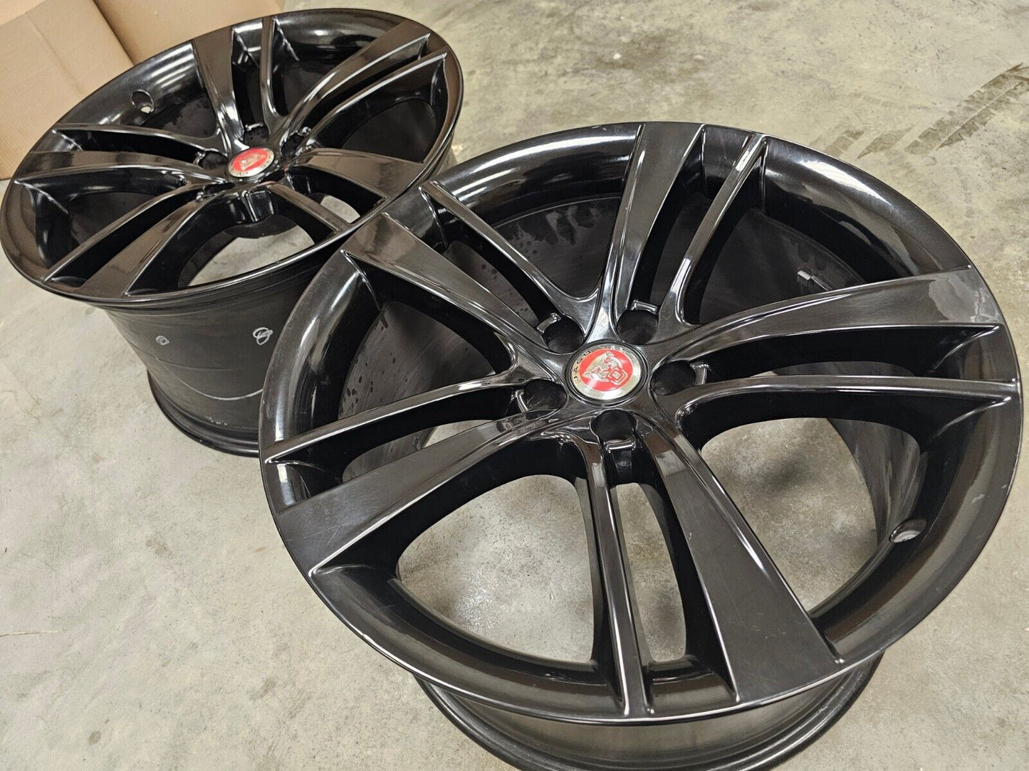 20x10.5 Jaguar F-Type Cyclone OEM wheel rim 59920 spare 2014 2015 2016 2017 2018