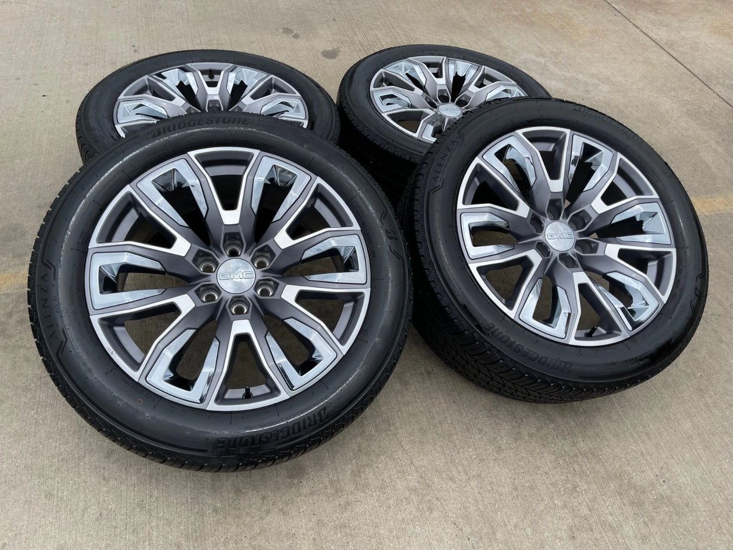 22" GMC Yukon Chevy Tahoe Escalade OEM chrome 95513 wheels rims