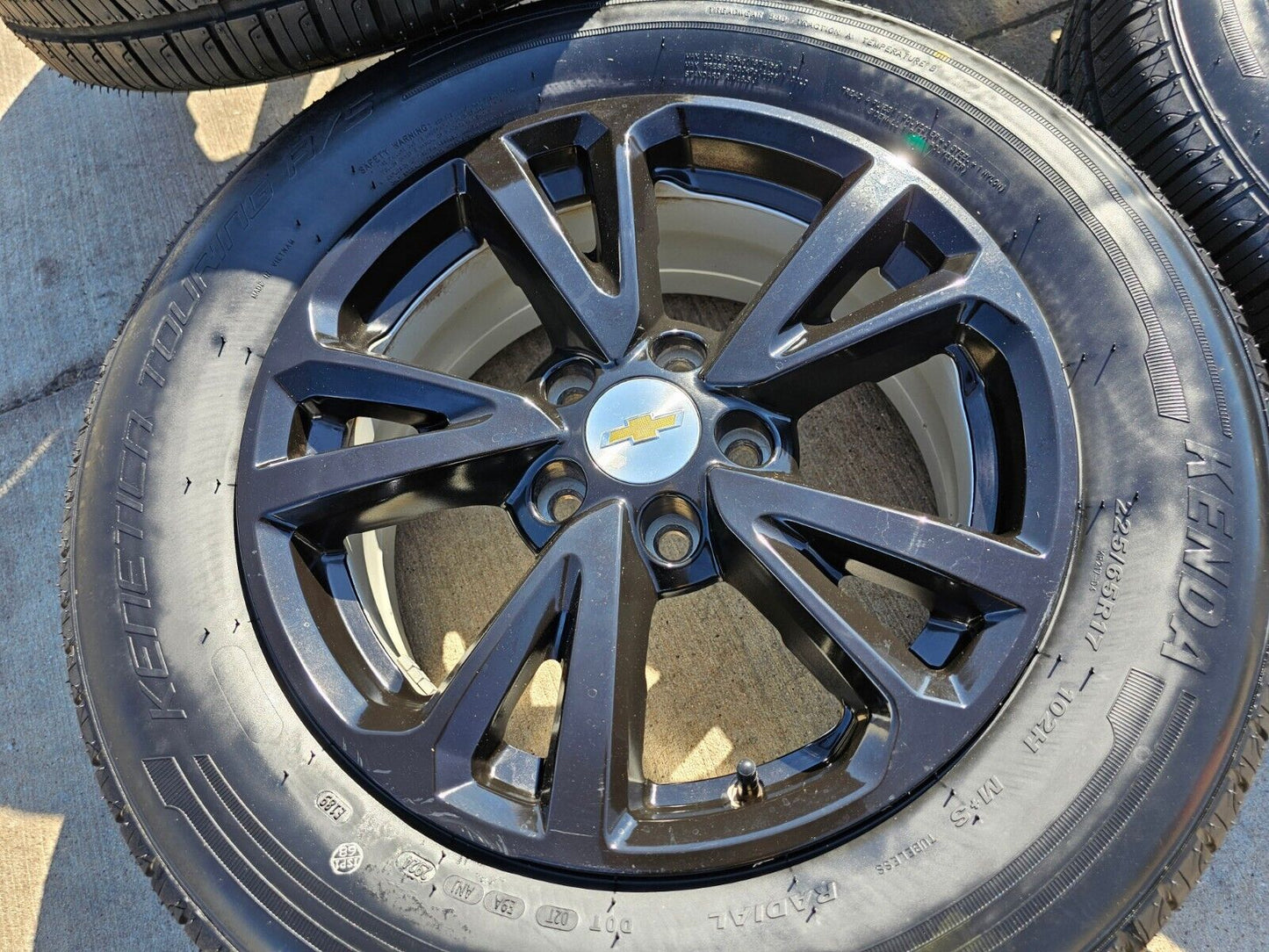 17" Chevy Equinox OEM wheels rims 5756 Terrain 2014 2015 2016 2017 NEW tires