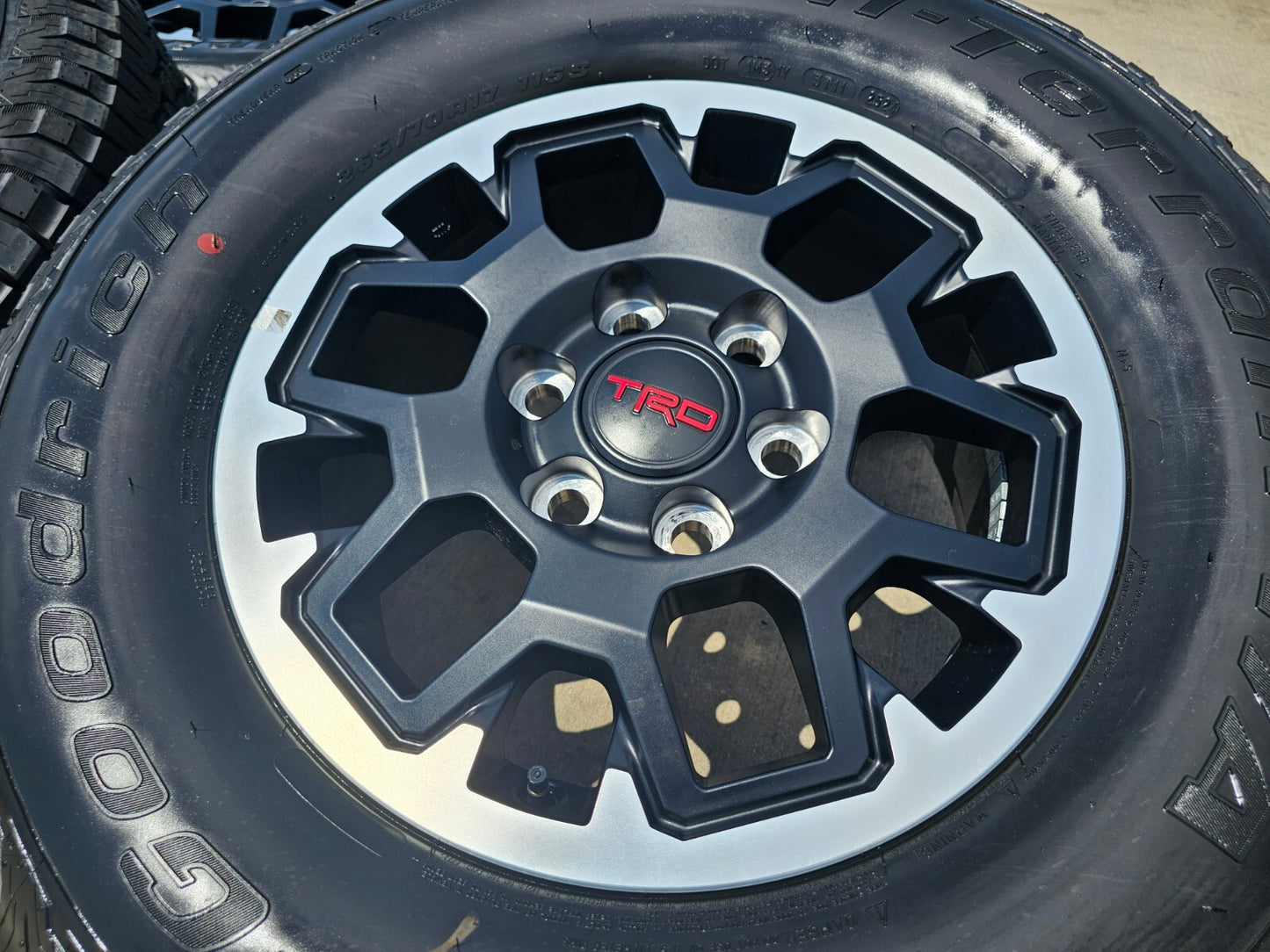 17" Toyota Tacoma 4Runner TRD OEM 10638 95893 42611 wheels rims 2025 2026 NEW