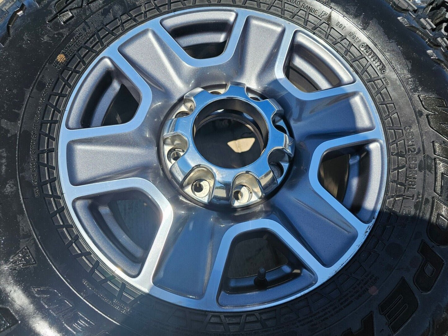 18" Ford F-250 F-350 TREMOR FX-4 OEM wheels 10298 tires FALKEN 35"
