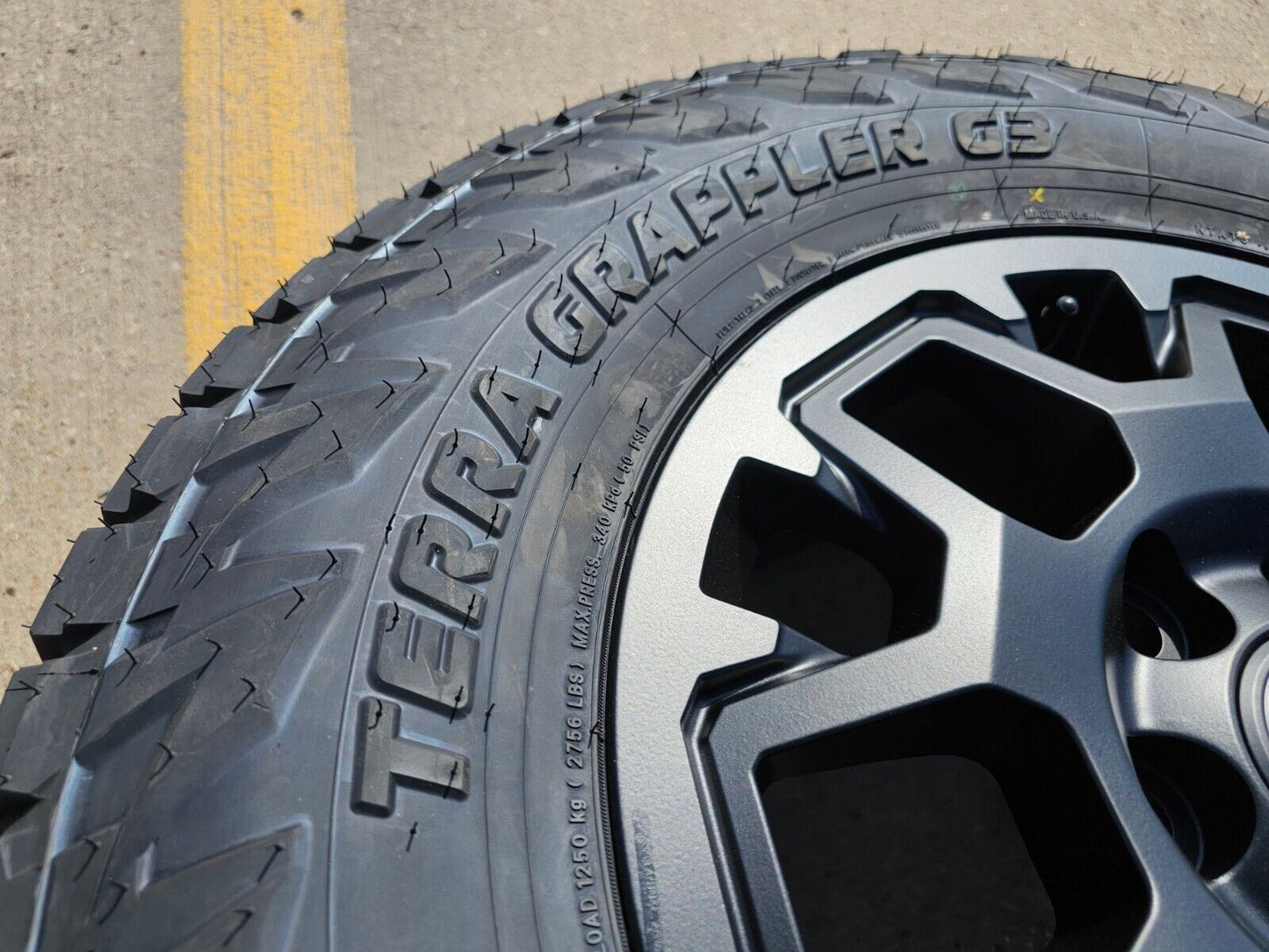 17" Toyota Tacoma 4Runner TRD OEM 10638 42611 95893 wheels rims 2025 NITTO NEW