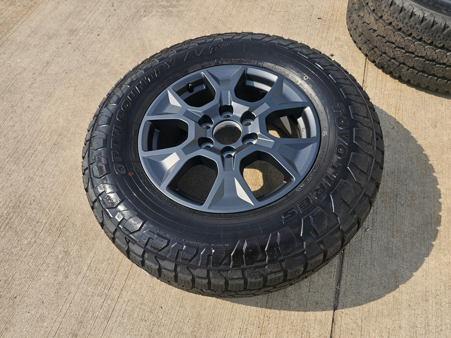 18" Lexus GX550 OEM wheel rim Toyota Land Cruiser Tundra Sequoia 2024 2025