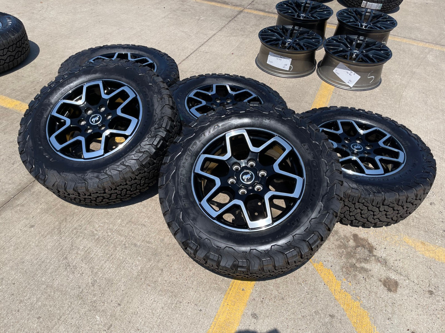 18" Ford Bronco wheels rims black 95213 Ranger tires 2024 2025 NEW BFG KO2 A/T