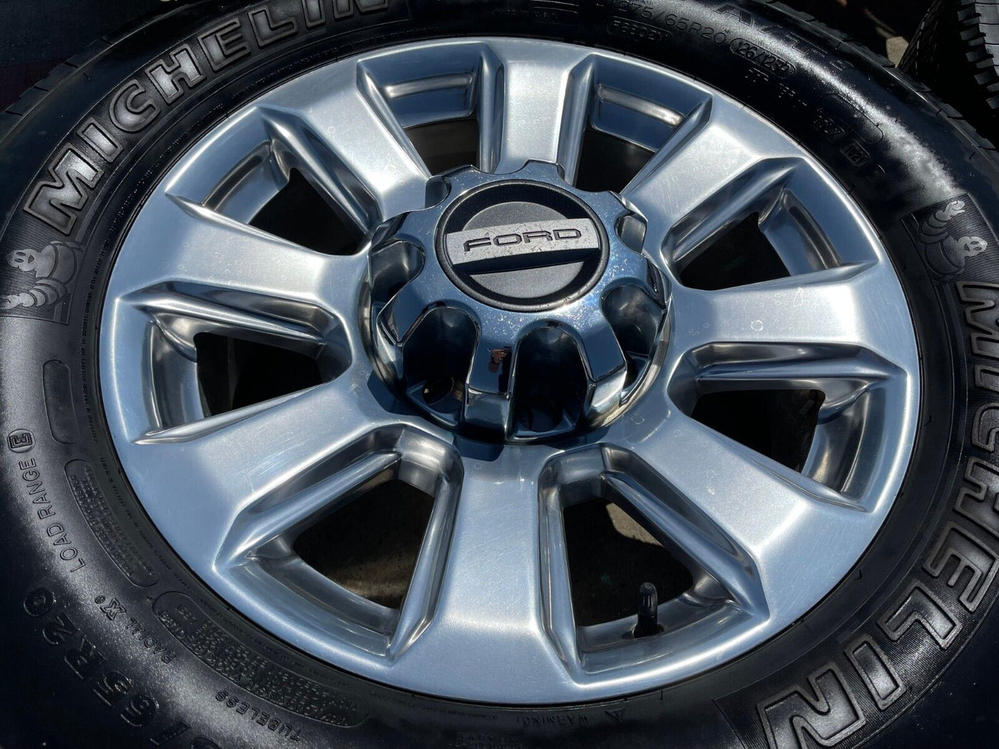 20" Ford F-250 F-350 Platinum OEM rims wheels 10103 tires MICHELIN