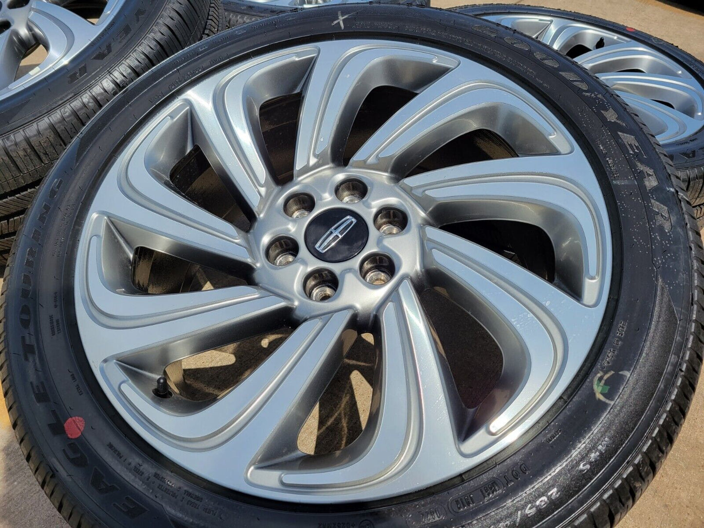 22" Lincoln Navigator OEM rims wheels tires RESERVE 10497 NEW