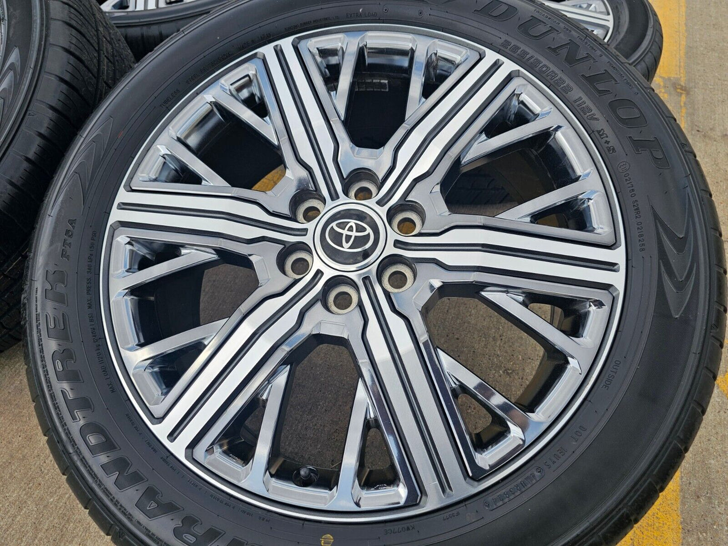 22" Toyota Tundra CAPSTONE OEM wheels rims 75282 95457 Sequoia 2024 2025 NEW