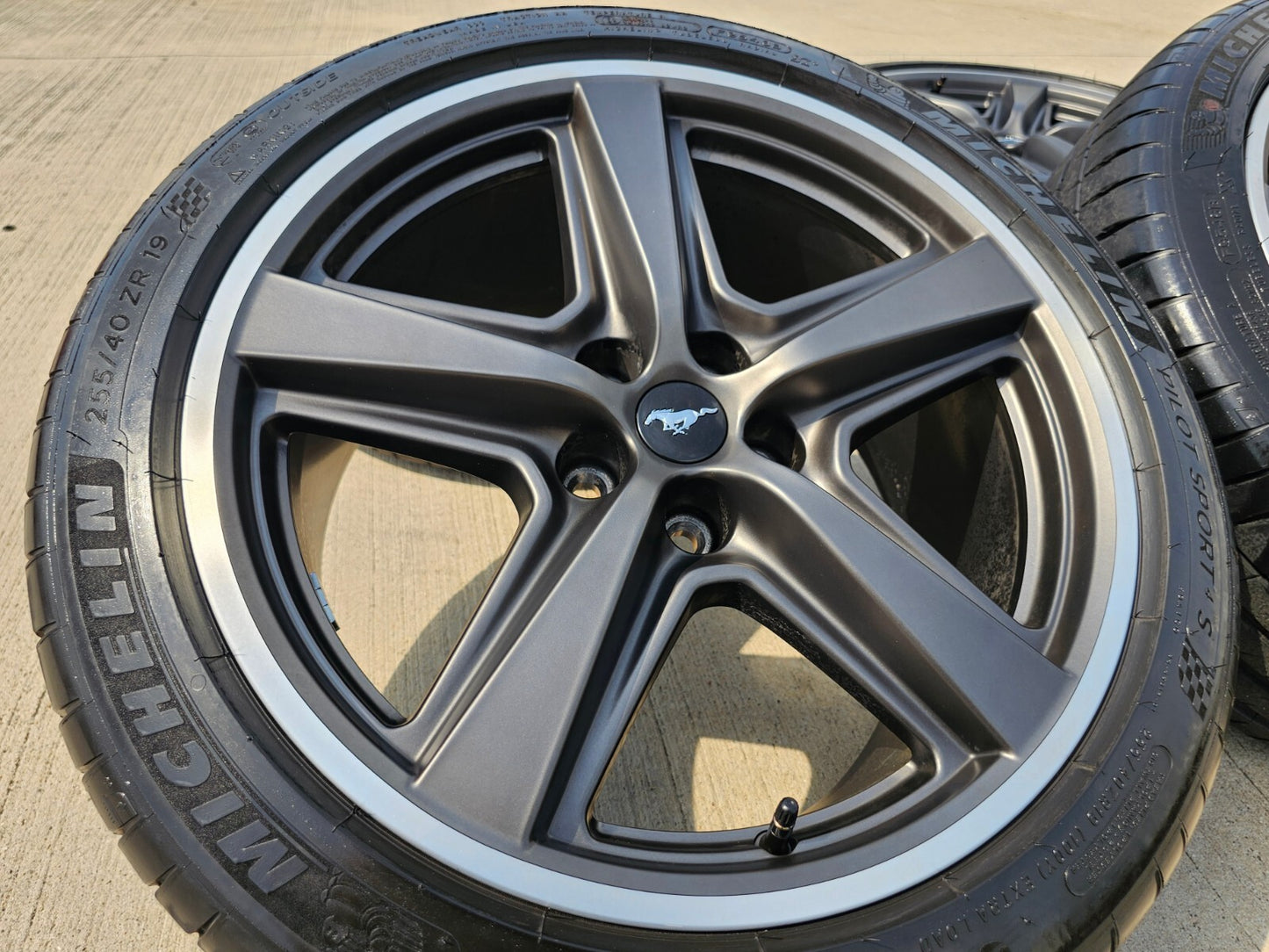 19" Ford Mustang GT Performance OEM wheels rims Mach 1 MICHELIN NEW