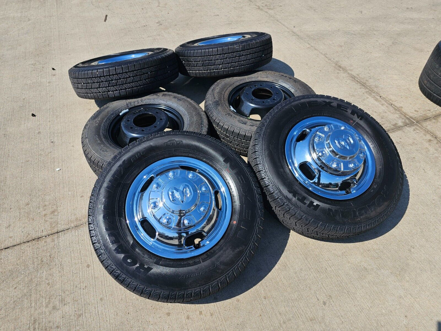17" Dodge Ram 3500 Dually Laramie 8x200 wheels rims 2703 2704 OEM 2024 2025 NEW