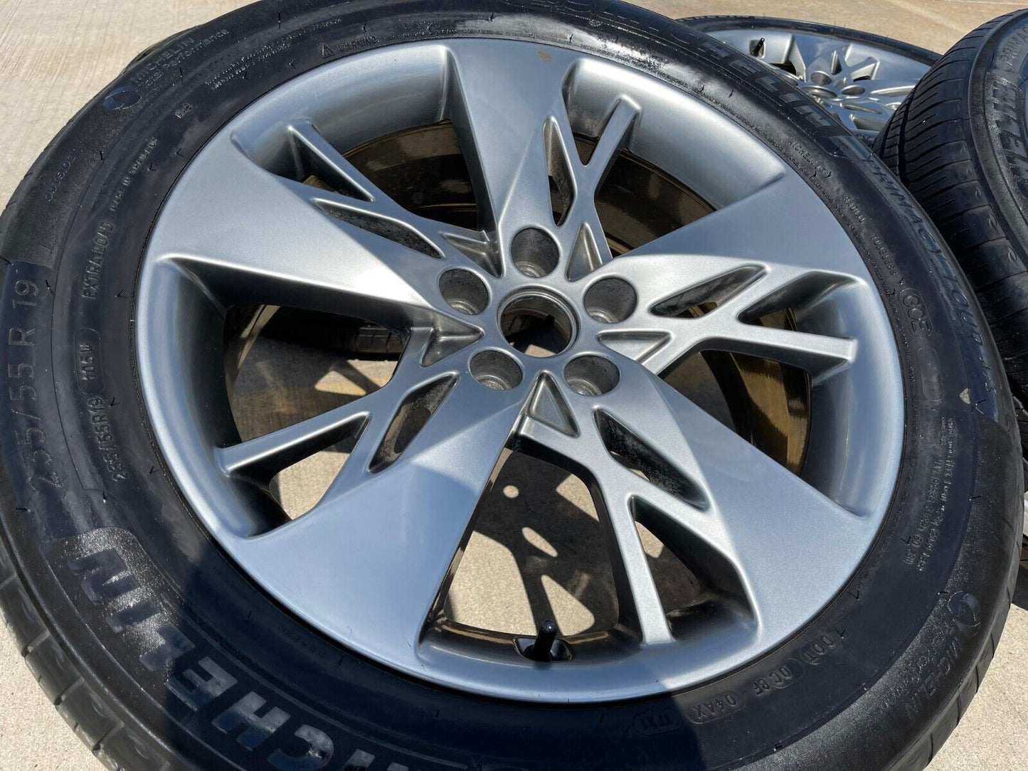 19" Hyundai Genesis GV70 GV80 GV90 OEM 71039 wheels rims 2022 2023 2024 2025