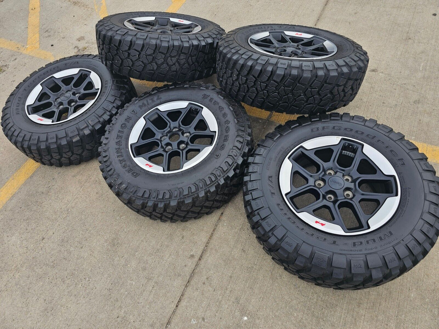 17" Jeep Wrangler Rubicon OEM Black wheels rims Gladiator 9219 tires