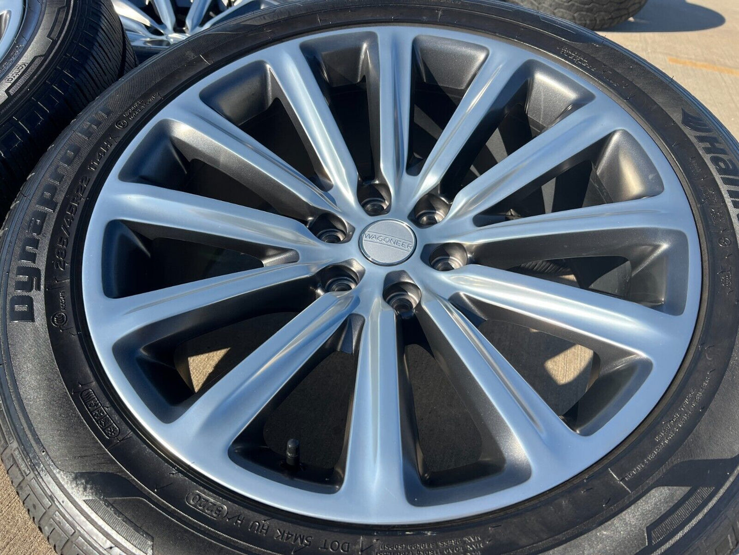 22" Jeep Grand Wagoneer OEM SERIES 3 wheels rims 95298 Dodge Ram 1500 tires