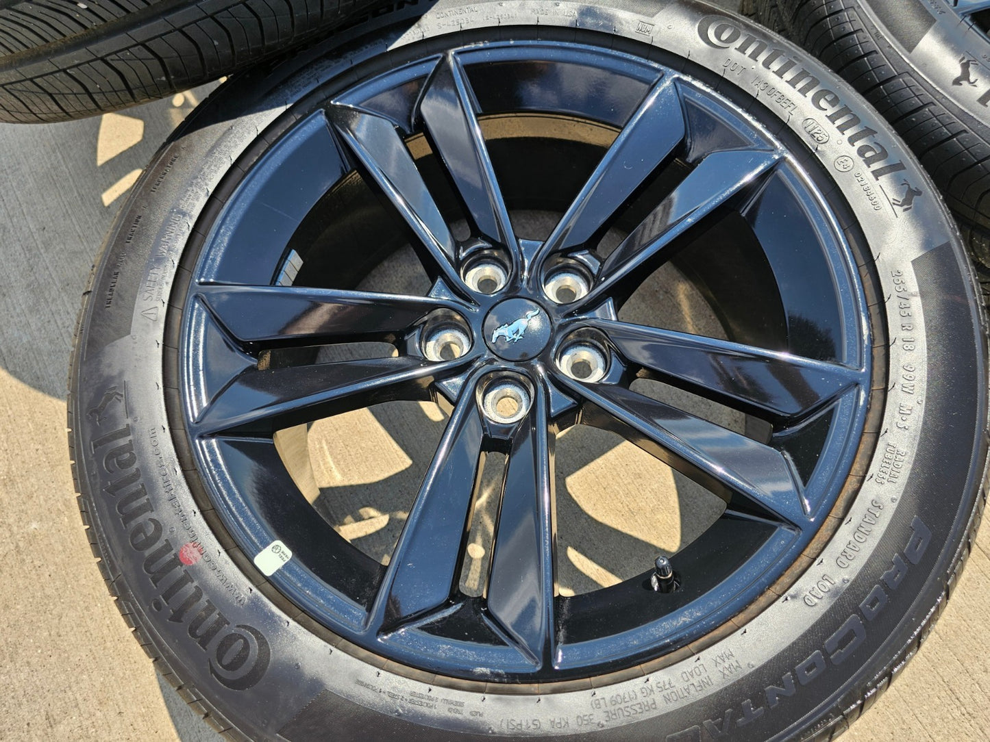 18" Ford Mustang GT OEM BLACK wheels rims PR3C-1007-BA tires 2024 2025 2026 NEW