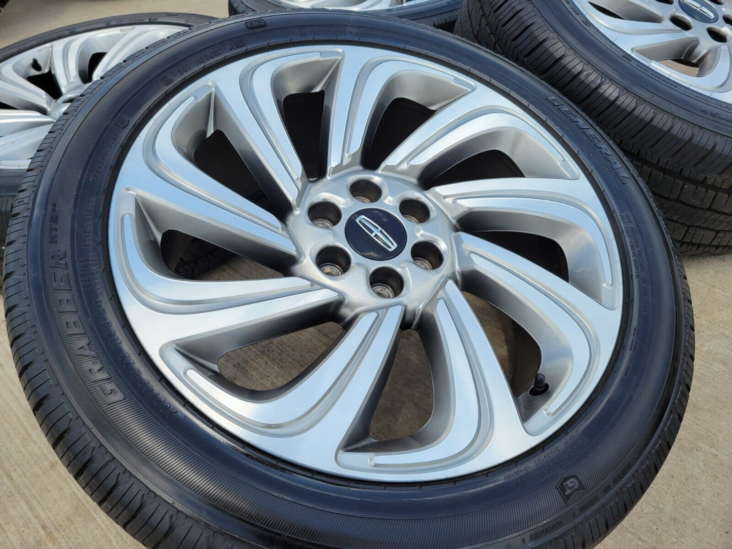 22" Lincoln Navigator OEM rims wheels tires RESERVE 10497 2023 2024 2025 NEW
