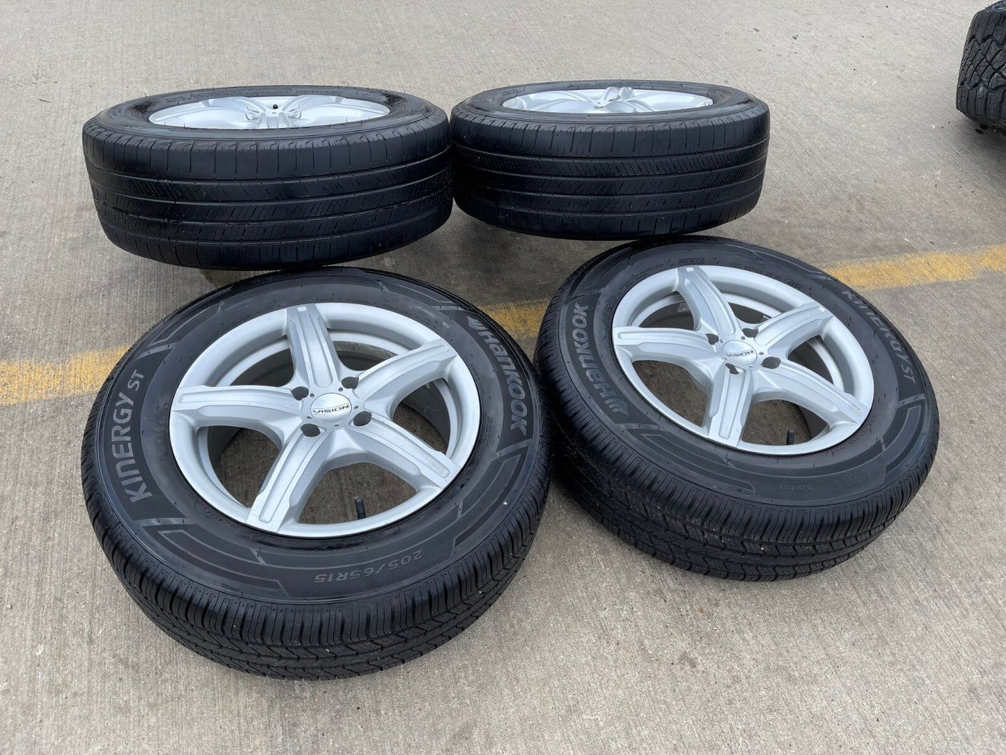 15" 15x6.5 Vision 469 Nissan Kicks Versa wheels rims tires 4x100