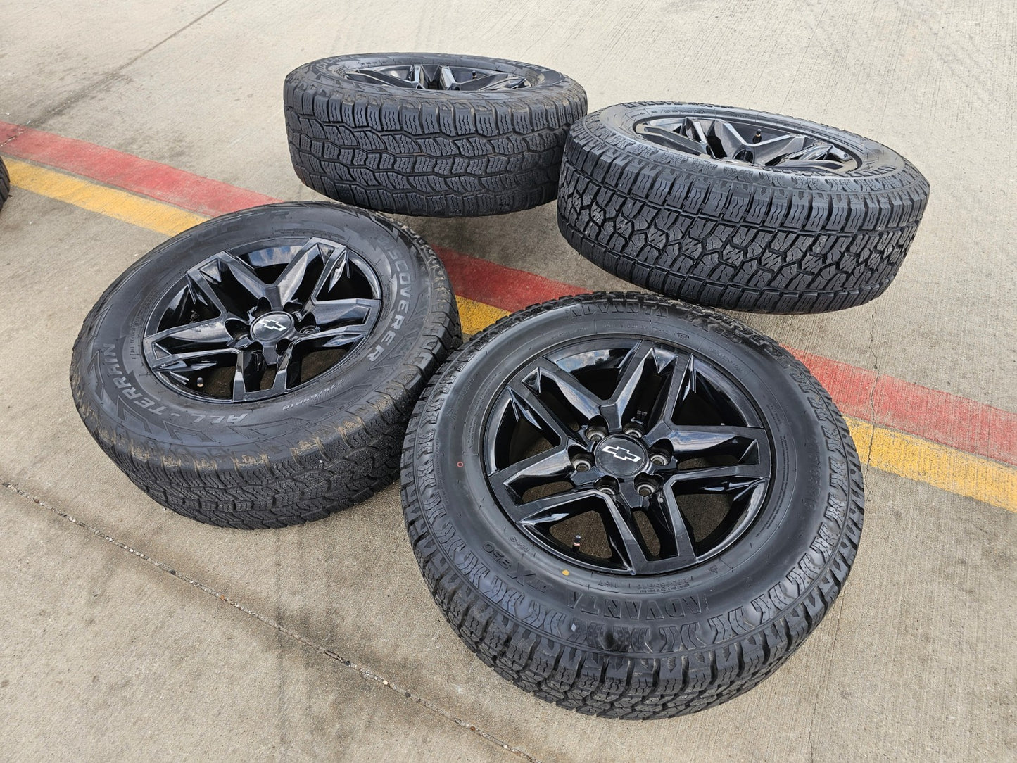 18" Chevy Silverado Tahoe Z71 ZR2 OEM 5911 wheels rims tires
